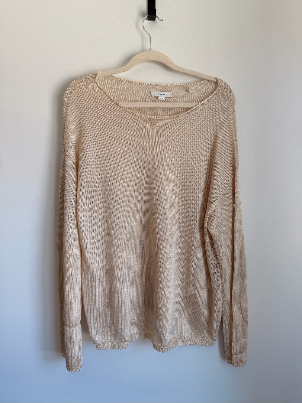 Vince Lightweight Scoopneck Sweater in Light Beige